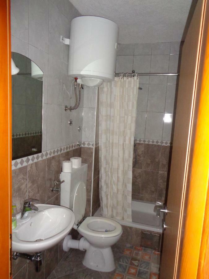 Apartments Rados Локва-Рогозниця Екстер'єр фото