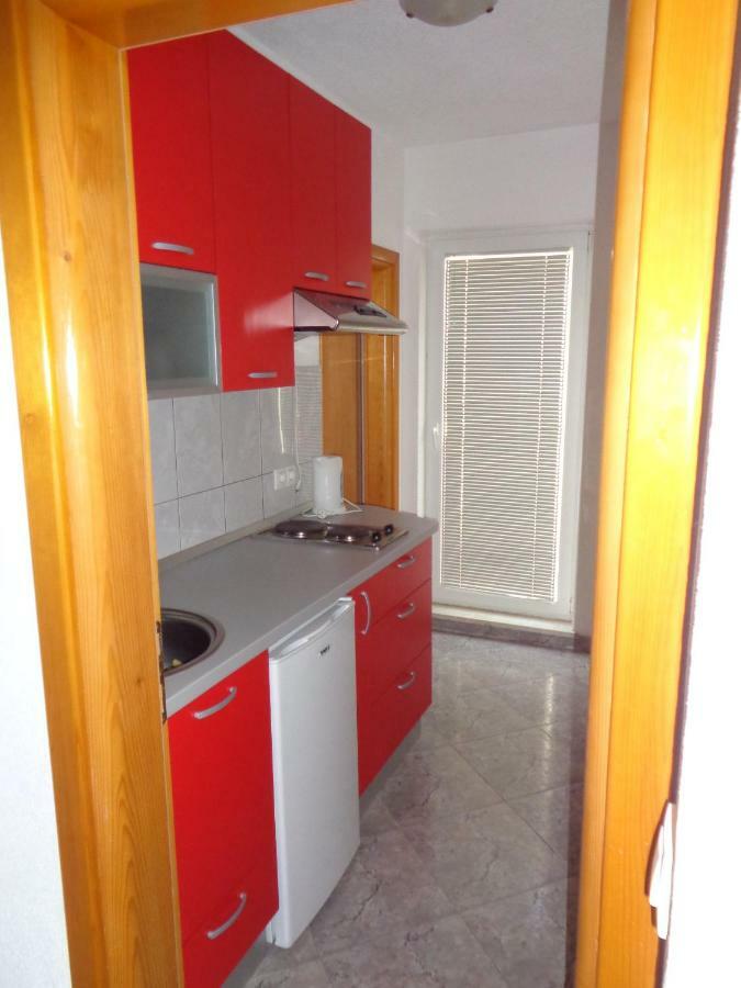 Apartments Rados Локва-Рогозниця Екстер'єр фото