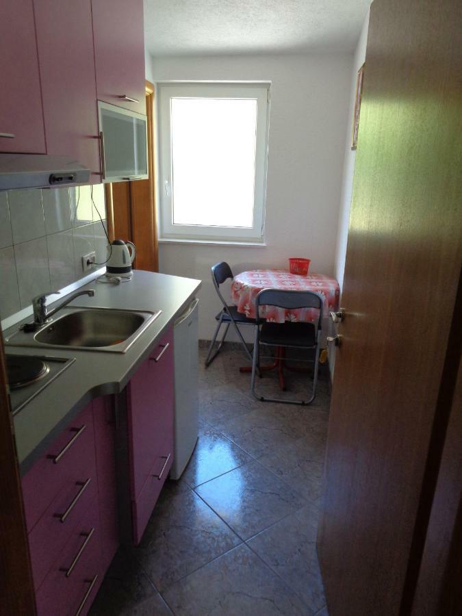 Apartments Rados Локва-Рогозниця Екстер'єр фото
