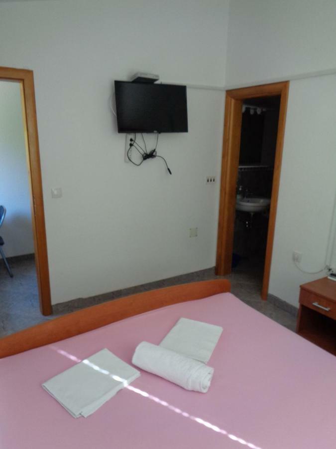 Apartments Rados Локва-Рогозниця Екстер'єр фото