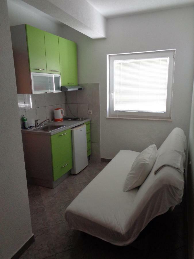 Apartments Rados Локва-Рогозниця Екстер'єр фото