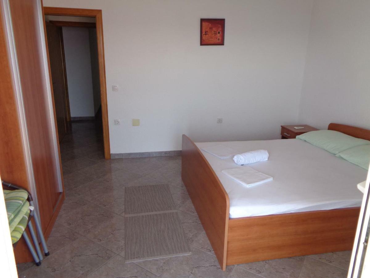 Apartments Rados Локва-Рогозниця Екстер'єр фото