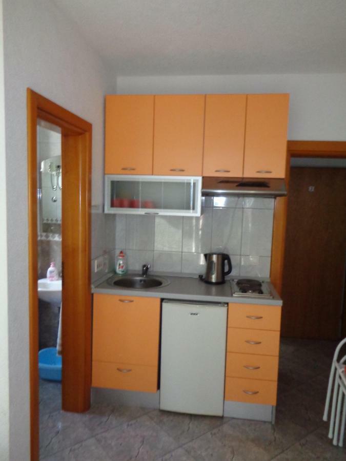Apartments Rados Локва-Рогозниця Екстер'єр фото